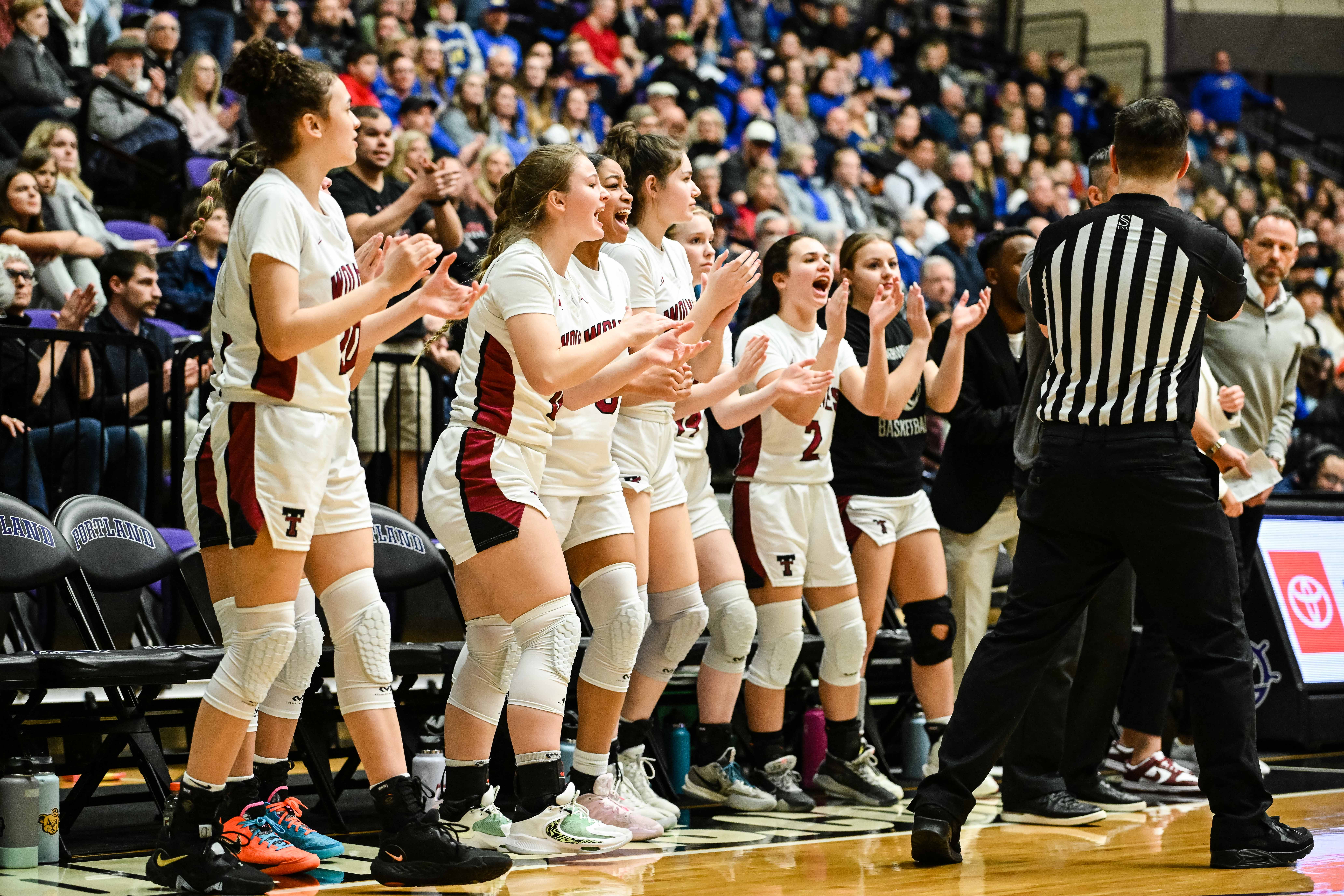 Barlow Tualatin 6A Oregon girls basketball quarterfinal Naji Saker -103